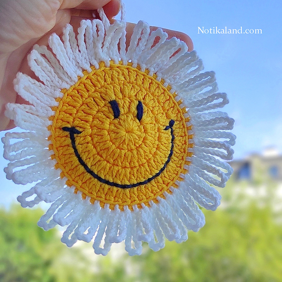 crochet flower smiley face