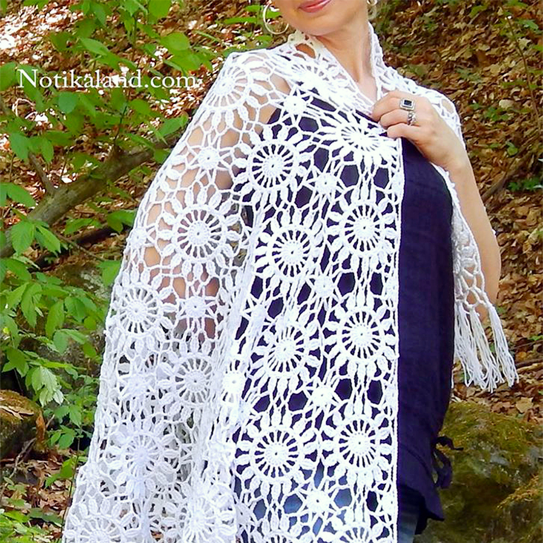 Crochet shawl.EASY. 1